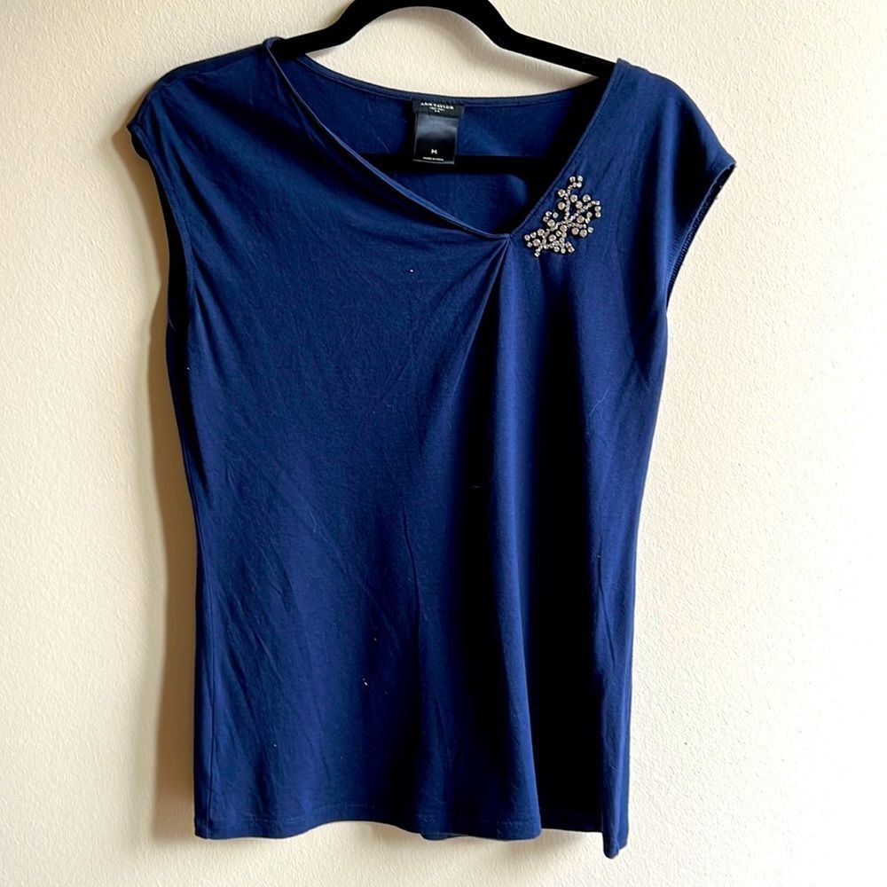 Ann Taylor Blue Sleeveless Asymmetric Blouse Size M | Office Workwear | EUC